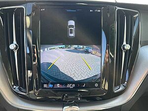 Volvo  2.0 Diesel Momentum Pro AWD
