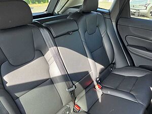 Volvo  2.0 Diesel Momentum Pro AWD