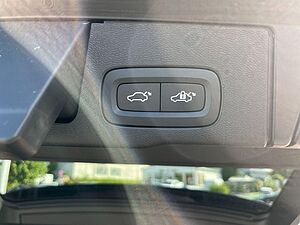 Volvo  2.0 Diesel Momentum Pro AWD