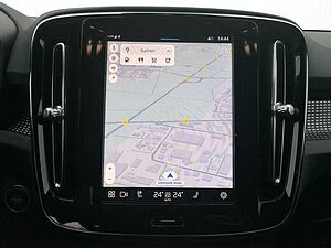 Volvo  B4 2WD Ultra Dark Aut. Pano Allwetter AHK