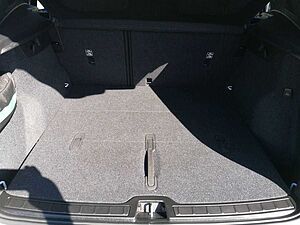 Volvo  Momentum Core, T2