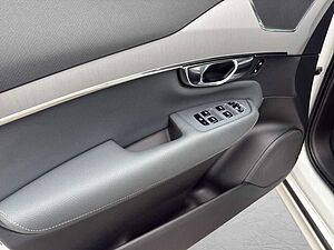 Volvo  B5 Mild-Hybrid Diesel AWD Automatikgetriebe