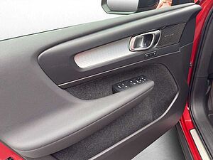 Volvo  Recharge Plug-in Hybrid MY23