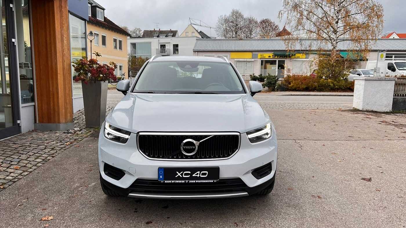 Volvo  T4 Momentum Pro 2WD Geartr. 3Pakete+++