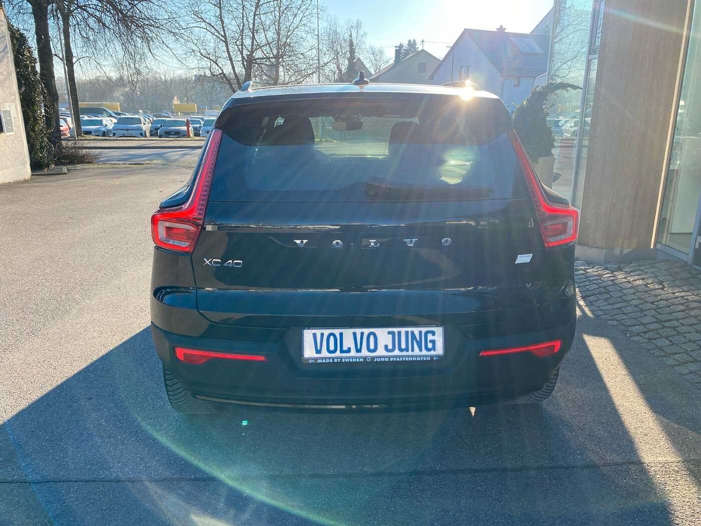 Volvo  Plus Recharge Pure Electric 2WD