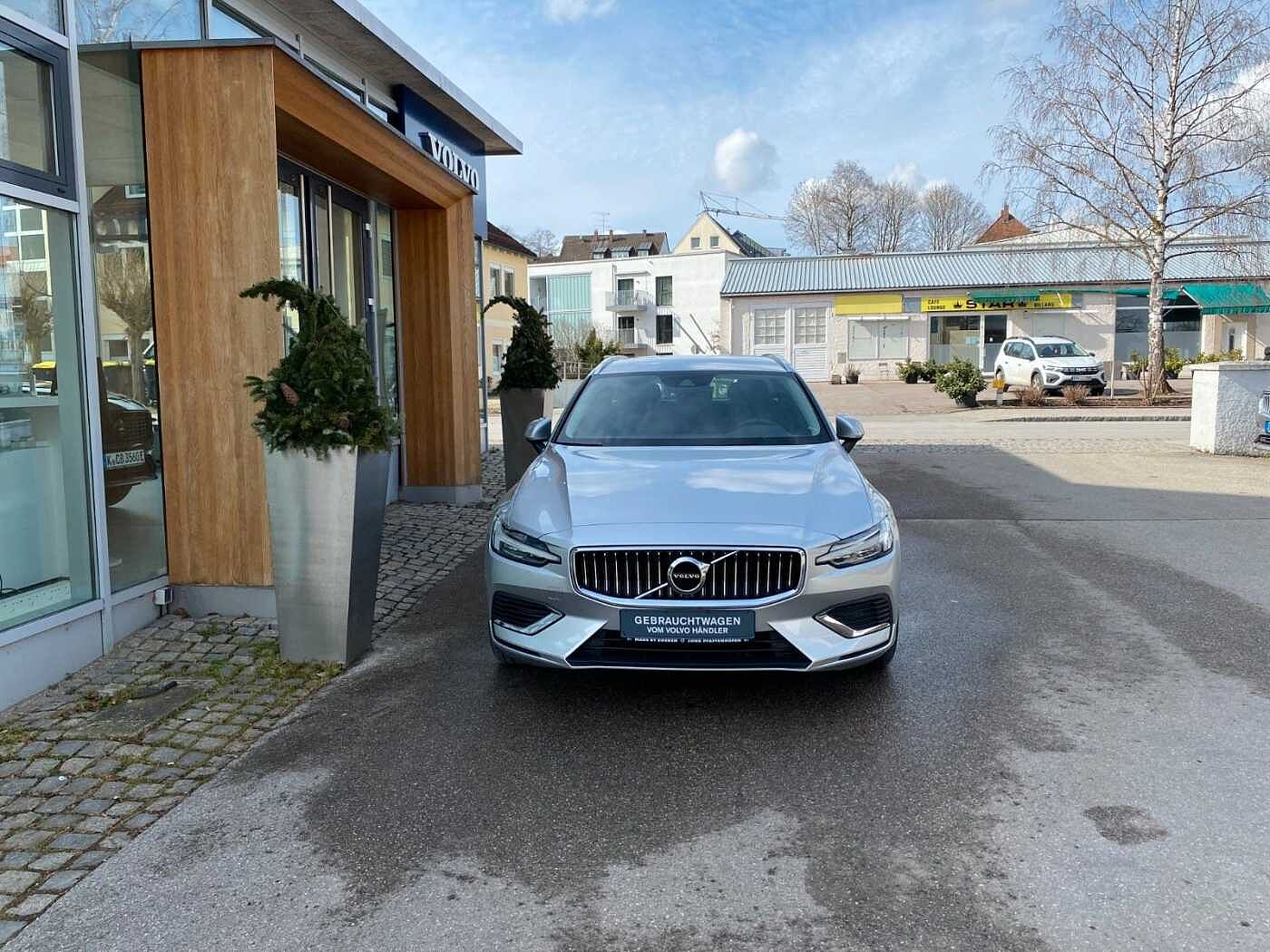 Volvo  Recharge T6 AWD Plug-In Inscription Express.