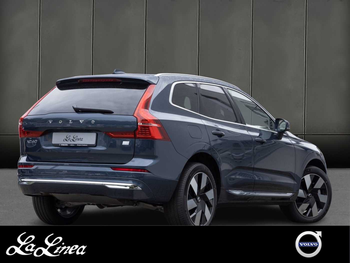 Volvo  XC60 Recharge Core, T6 AWD Plug-in Hybrid, Elektrisch/Benzin, Bright