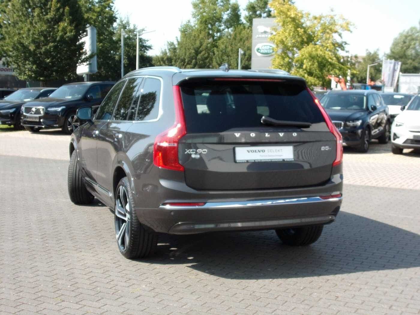 Volvo  Ultimate Bright AWD