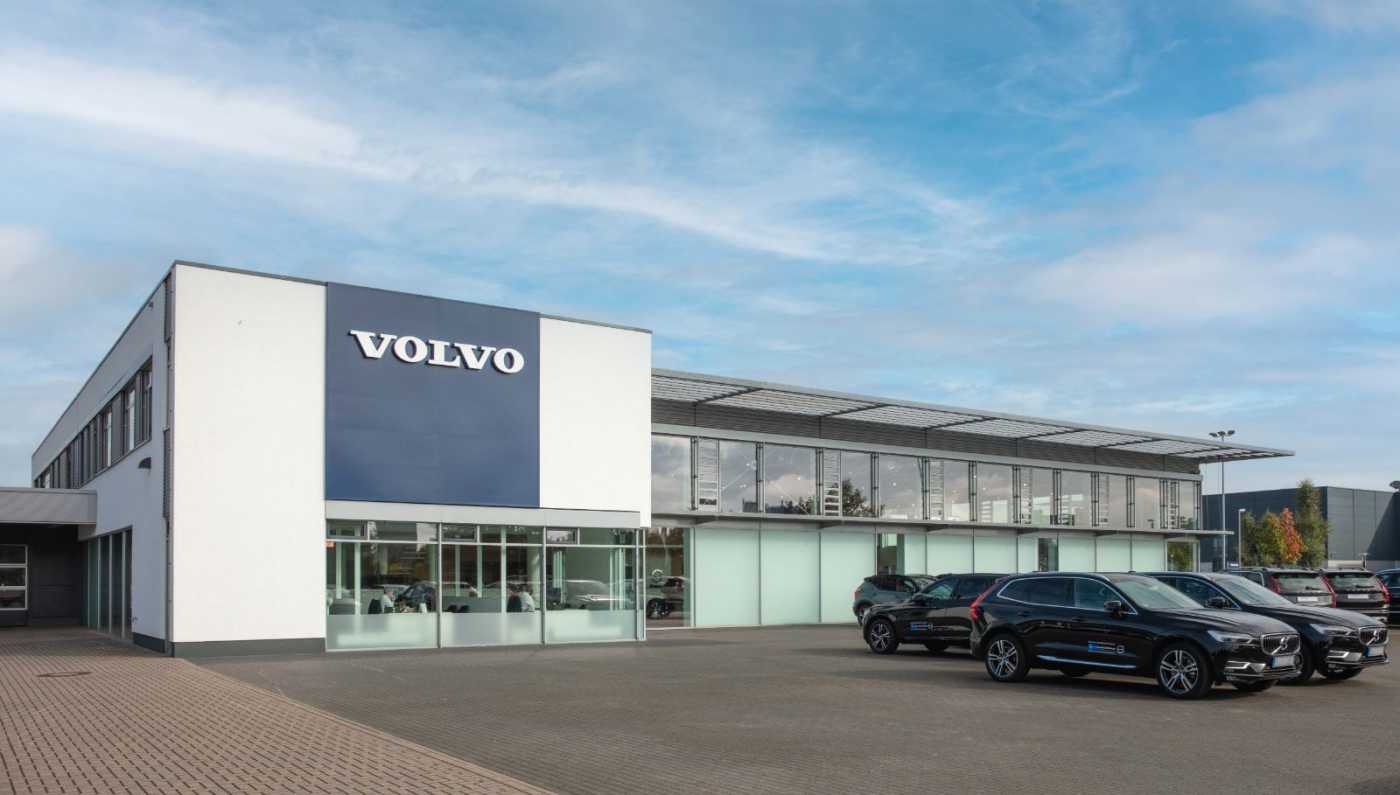 Volvo  T8Ultra Bright Recharge Plug-In Hybrid AWD