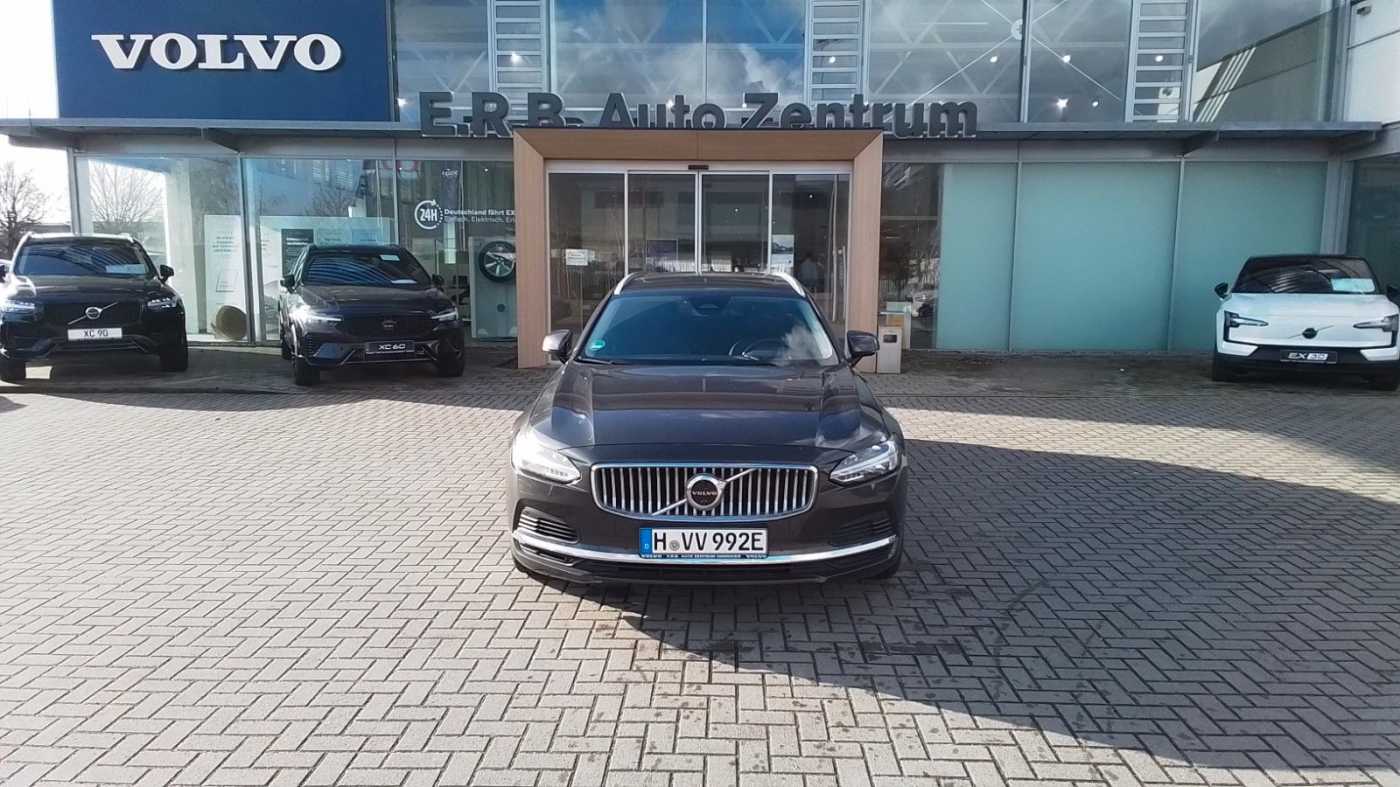 Volvo  T8Ultra Bright Recharge Plug-In Hybrid AWD