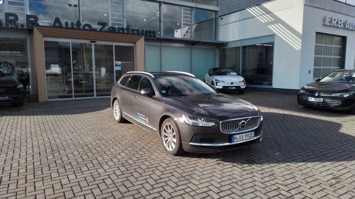 Volvo  T8Ultra Bright Recharge Plug-In Hybrid AWD