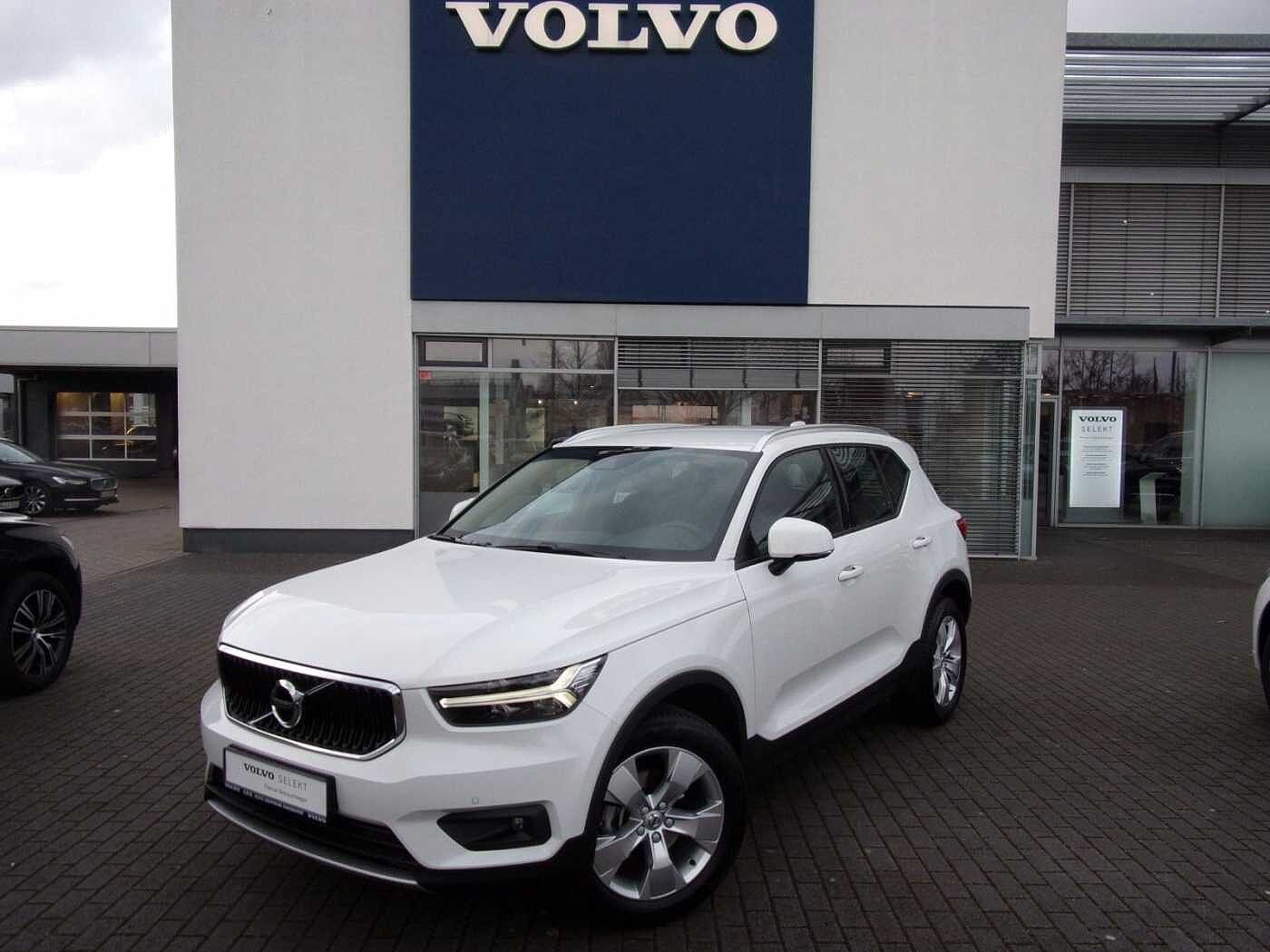 Volvo  T3 Momentum Pro 2WD