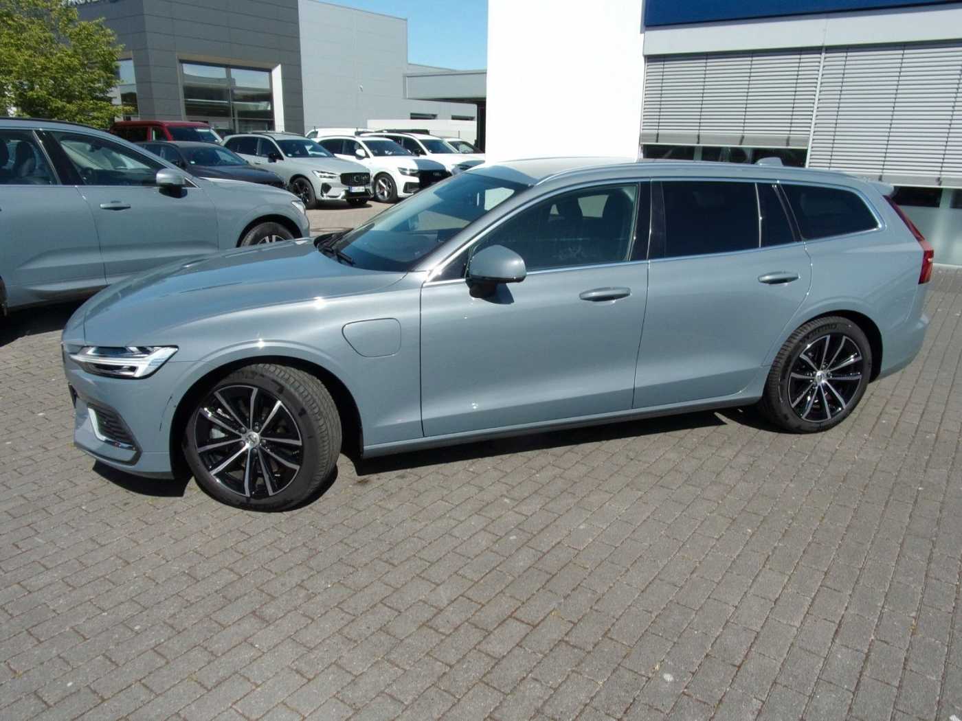 Volvo  Kombi T6 Core Recharge Plug-In Hybrid AWD