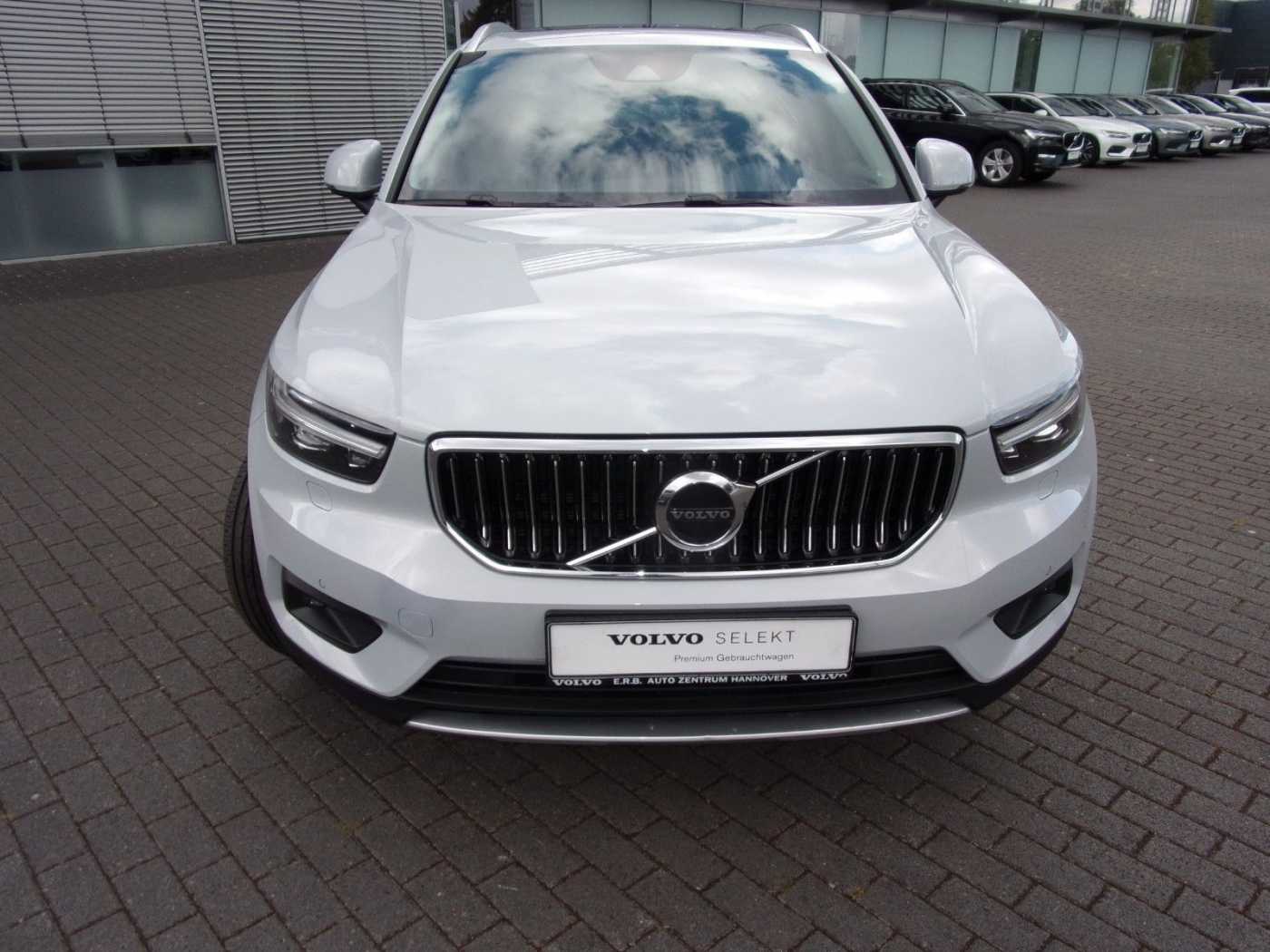 Volvo  B4 Inscription AWD