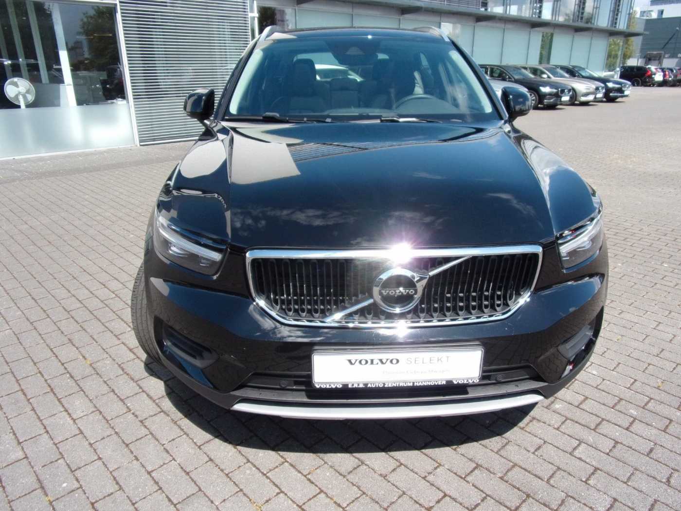 Volvo  T3 Momentum Pro 2WD