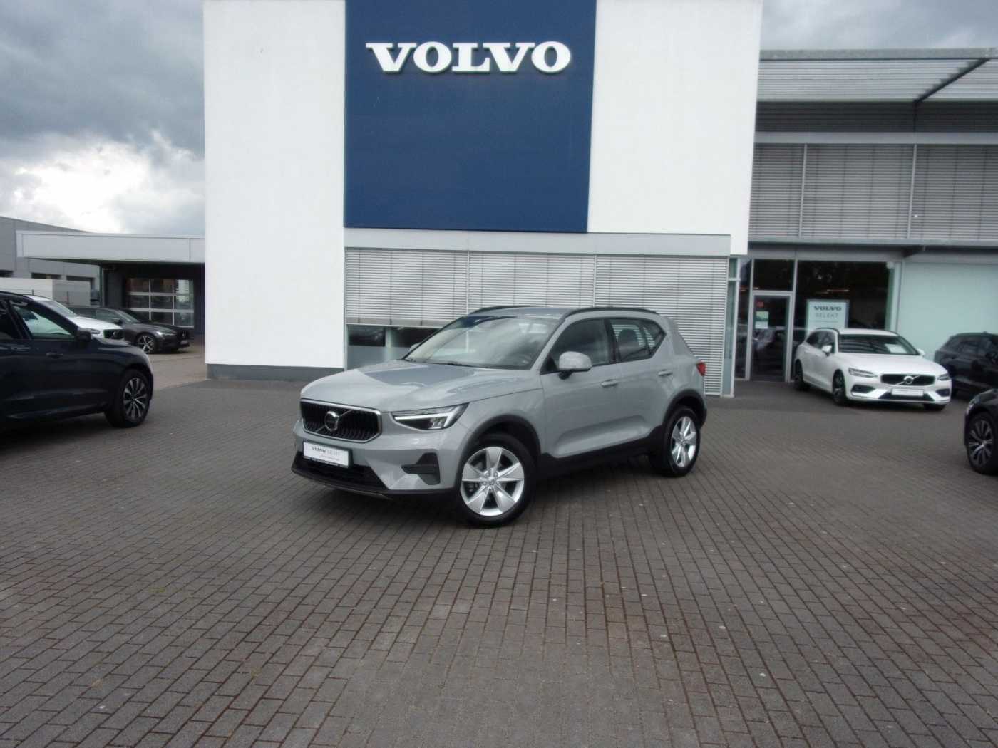 Volvo  Essential 2WD