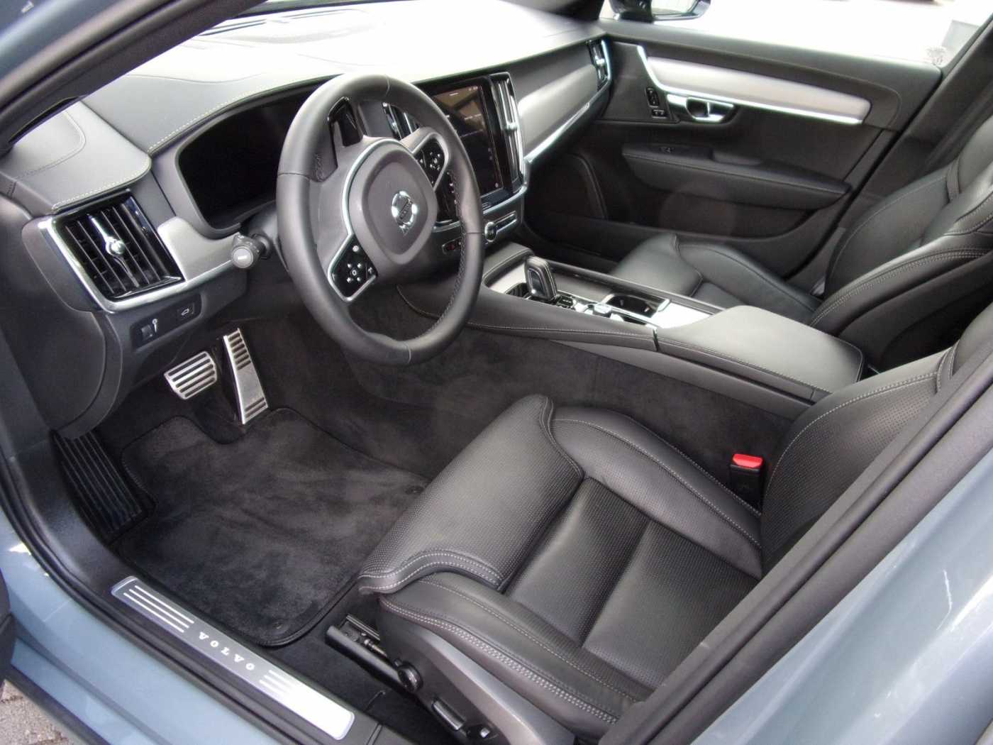 Volvo  Kombi B5 R Design AWD