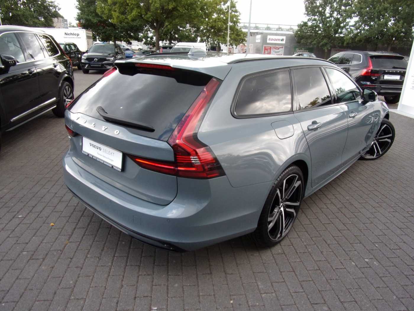 Volvo  Kombi B5 R Design AWD