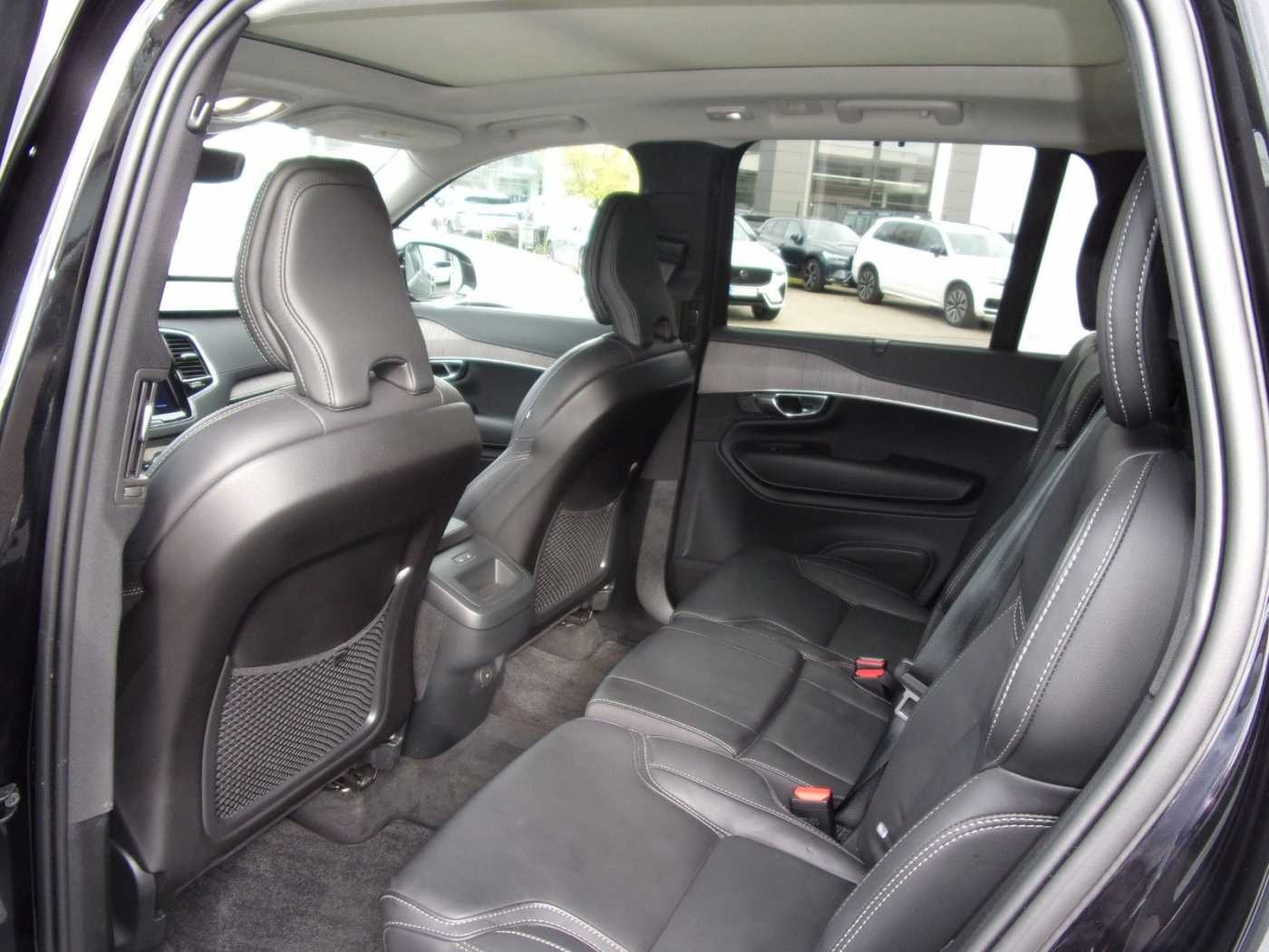 Volvo  XC90 Plus Bright AWD