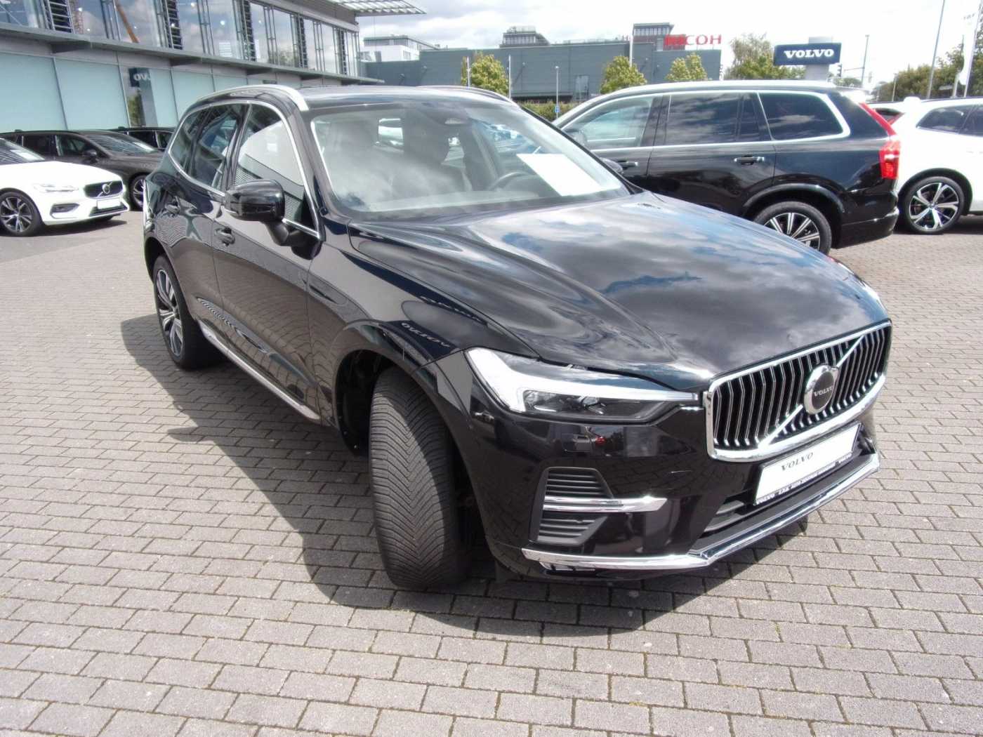 Volvo  B4 Inscription AWD