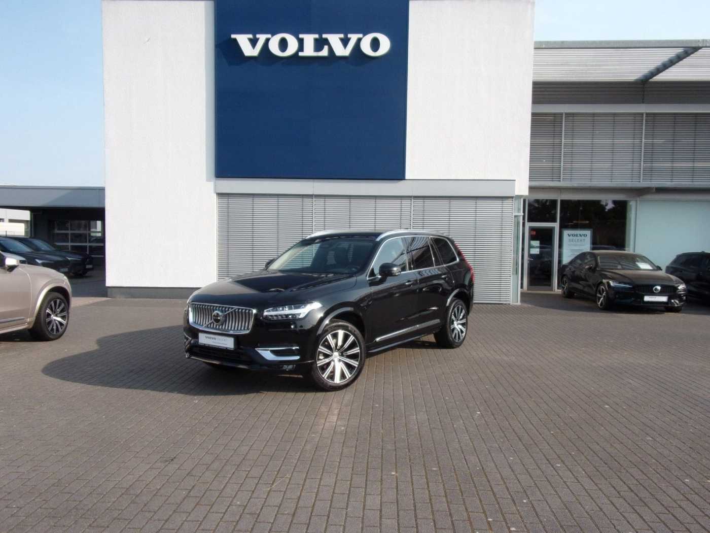Volvo  Plus Bright AWD