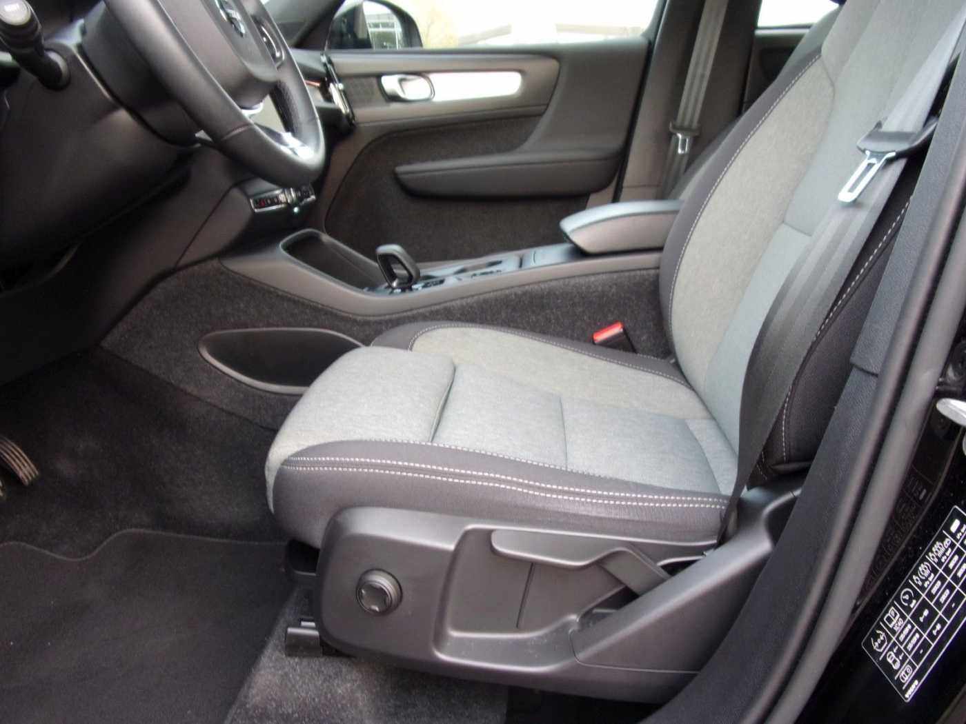Volvo  Core 2WD