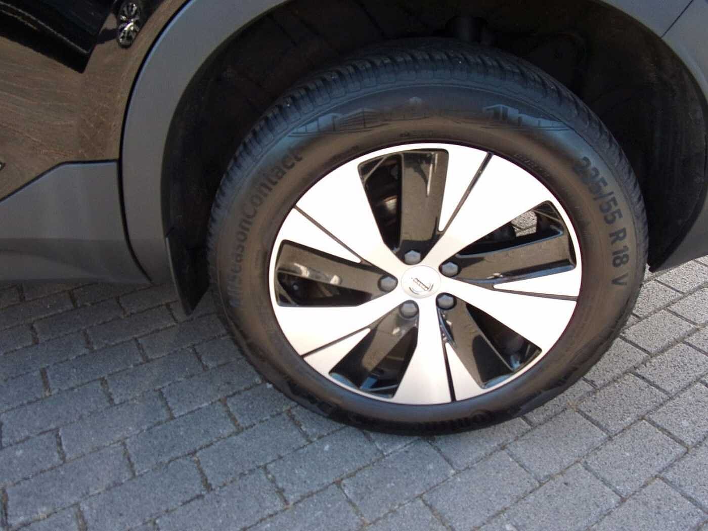 Volvo  Core 2WD