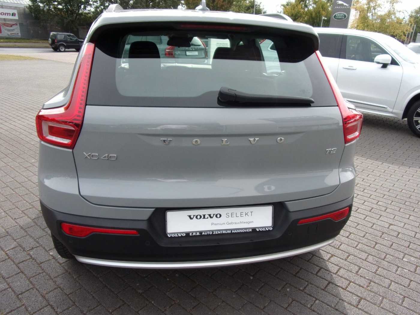 Volvo  T2 Essential 2WD