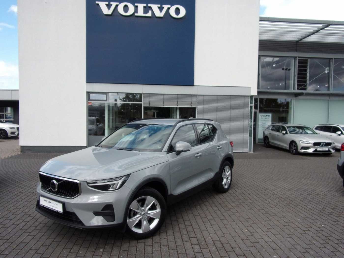Volvo  T2 Essential 2WD