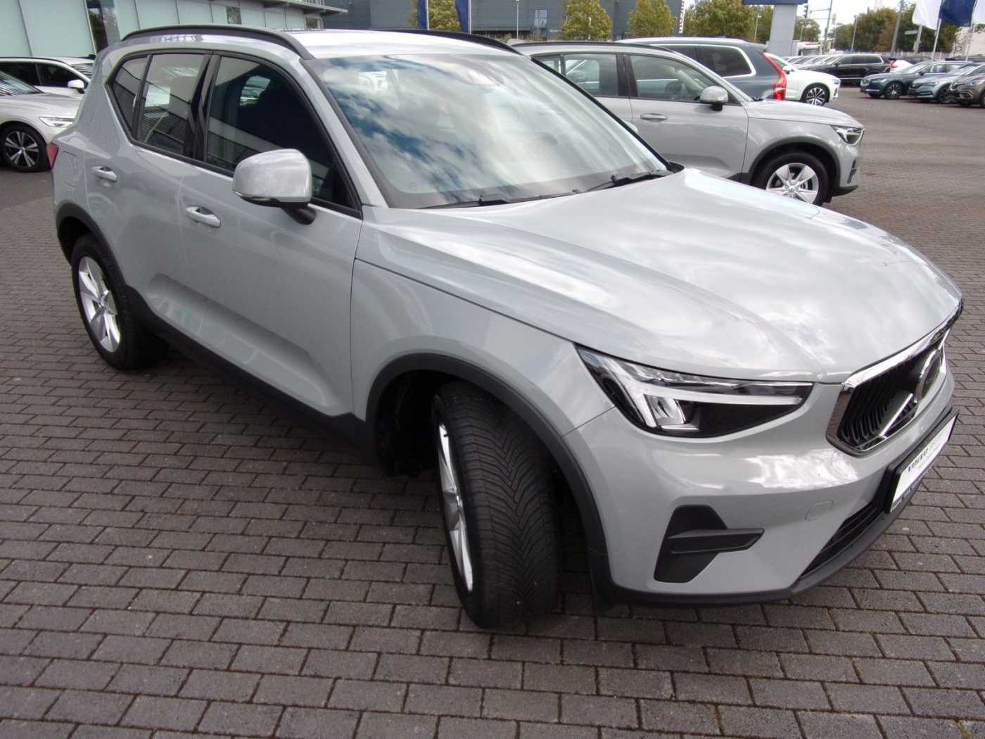 Volvo  T2 Essential 2WD