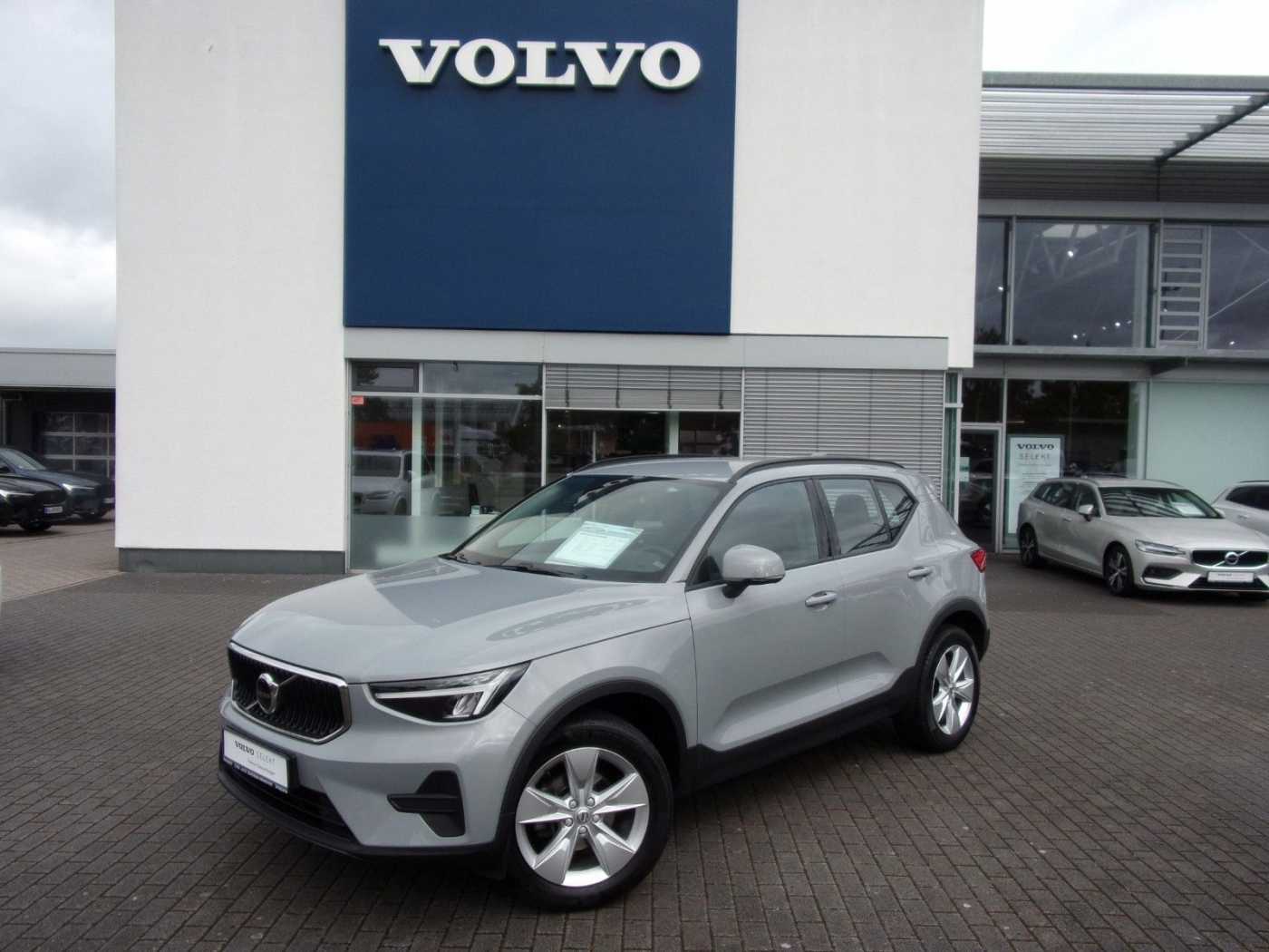 Volvo  T2 Essential 2WD