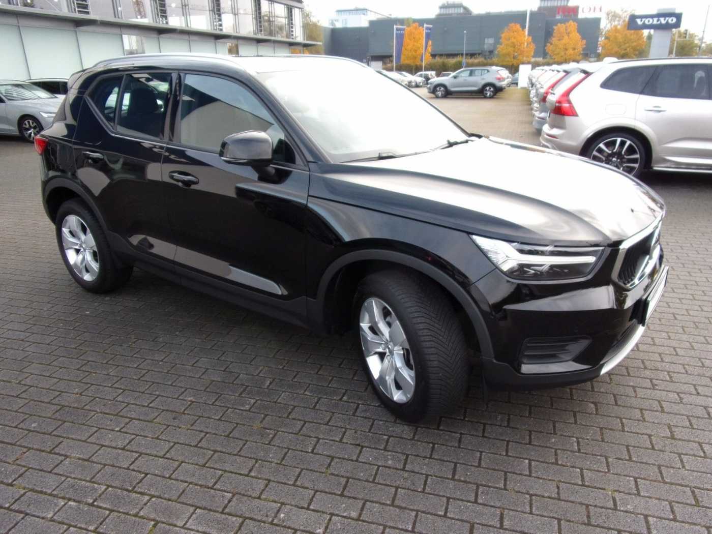 Volvo  T3 Momentum Pro 2WD