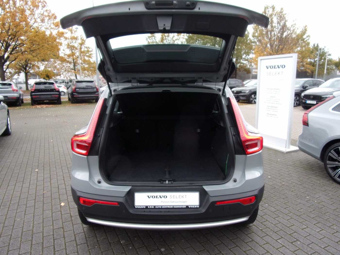 Volvo  T2 Essential 2WD
