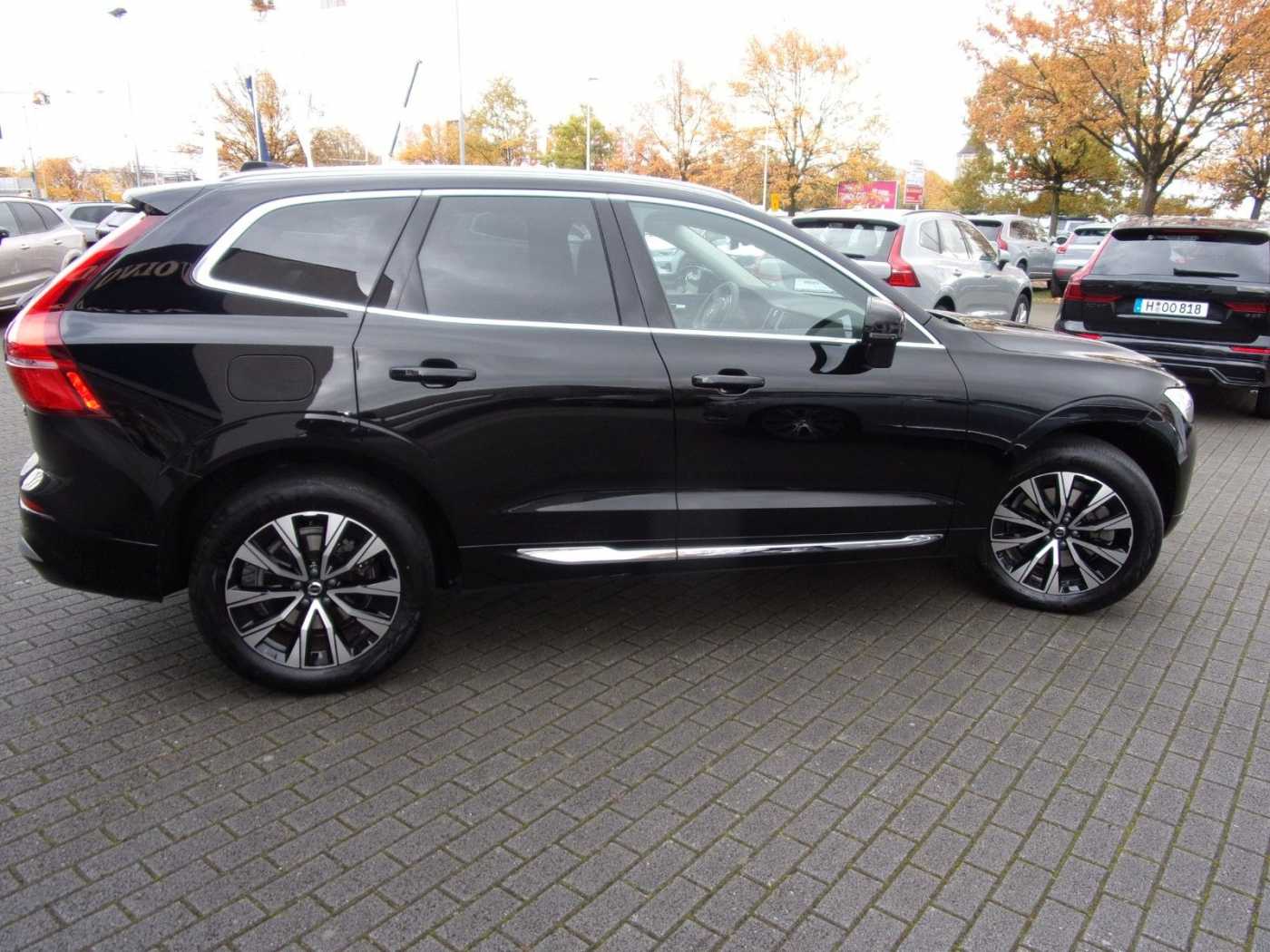 Volvo  B4 Plus Bright 2WD