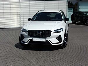 Volvo  Plus Dark 2WD