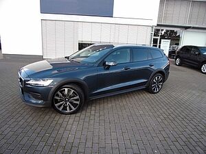 Volvo  D4 Cross Country Pro AWD