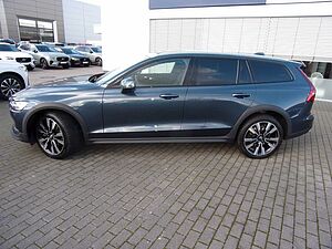 Volvo  D4 Cross Country Pro AWD