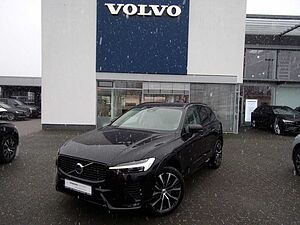 Volvo  B4 Plus Dark AWD