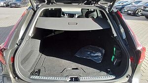 Volvo  T8Ultra Bright Recharge Plug-In Hybrid AWD