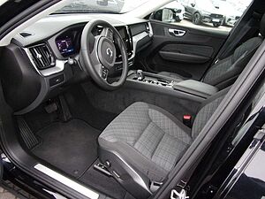 Volvo  B4 Core 2WD