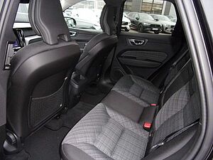 Volvo  B4 Core 2WD