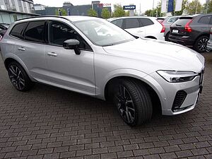 Volvo  B4 Ultimate Dark AWD