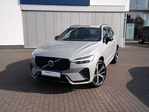 Volvo  B4 Plus Dark 2WD