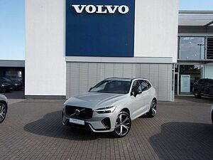 Volvo  B4 Plus Dark 2WD