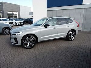 Volvo  B4 Plus Dark 2WD