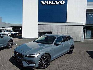 Volvo  Kombi T6 Core Recharge Plug-In Hybrid AWD