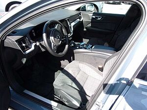 Volvo  Kombi T6 Core Recharge Plug-In Hybrid AWD