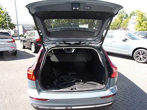 Volvo  Kombi T6 Core Recharge Plug-In Hybrid AWD