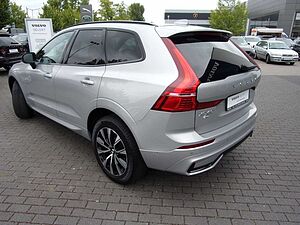 Volvo  B4 Plus Dark 2WD