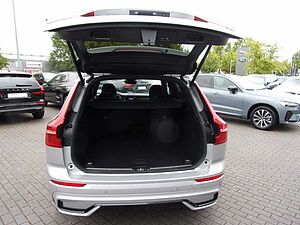 Volvo  B4 Plus Dark 2WD